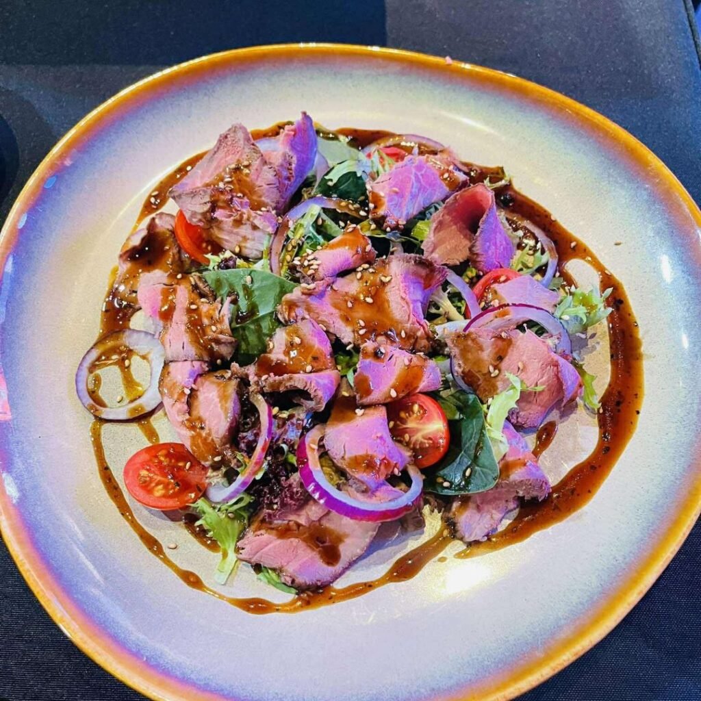 Шарсан үхрийн махан салат